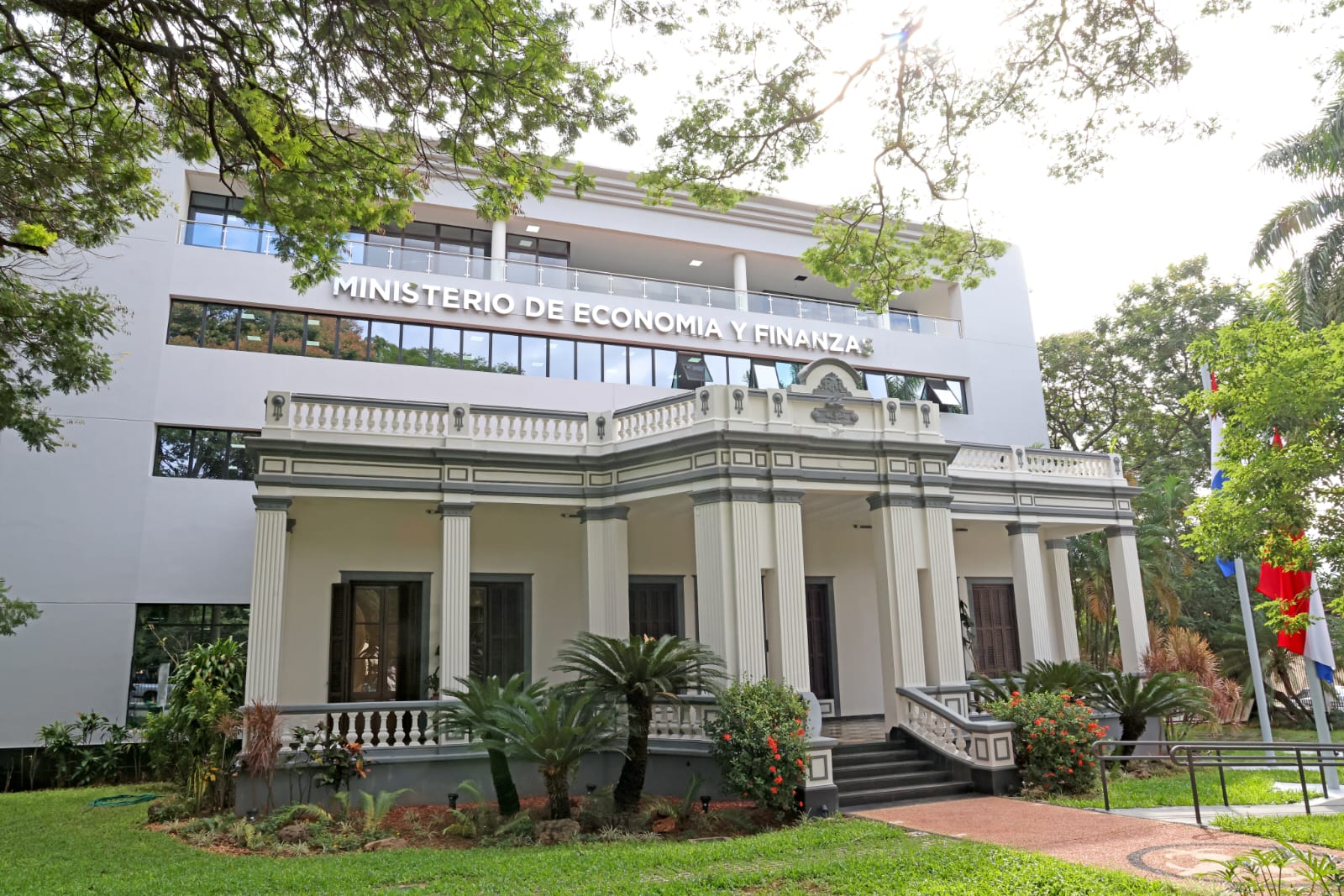 O Colapso Matemático da Caja Fiscal: O Peso do Estado sobre o Futuro do Paraguai em 2026