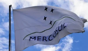 O Crepúsculo do Mercosul: Soberania, Livre Mercado e o Futuro Político da América Latina