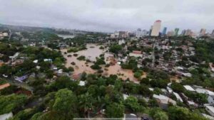 Rio Paraná pode ultrapassar 120 metros e ampliar inundações em Ciudad del Este